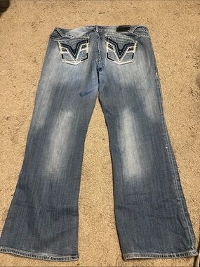 Vigoss Wide Leg Jeans in Medium Blue Wash with Embroidered Back Pockets